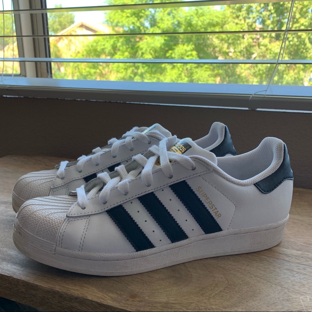 Adidas Superstar Sneakers